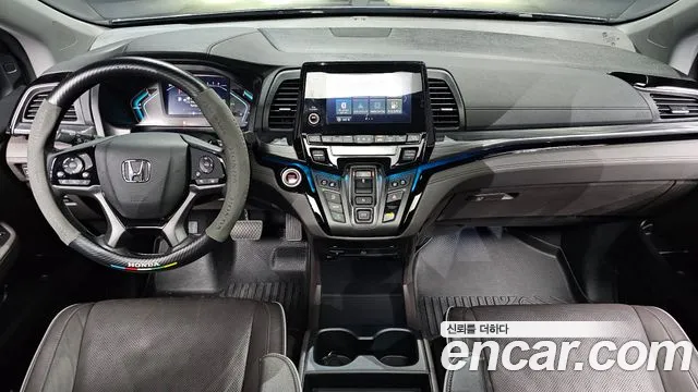Honda Odyssey — Фото автомобиля 7