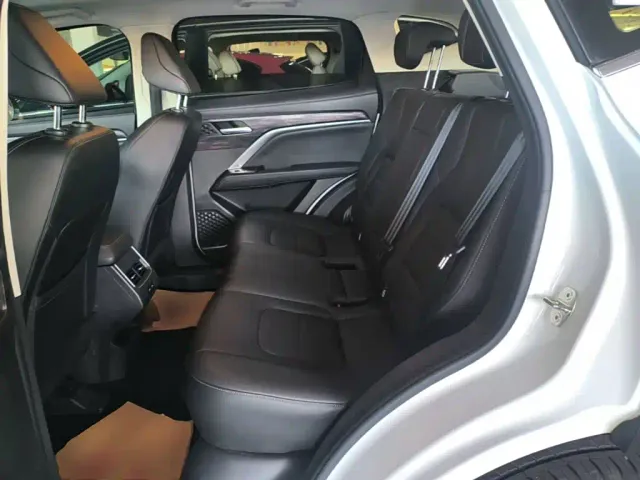 Haval H6 — Фото автомобиля 16