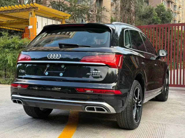 Audi Q5L — Фото автомобиля 9