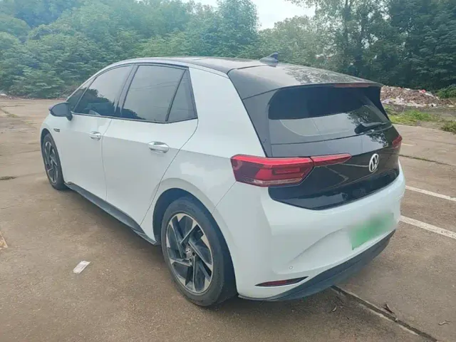 Volkswagen ID.3 — Фото автомобиля 22