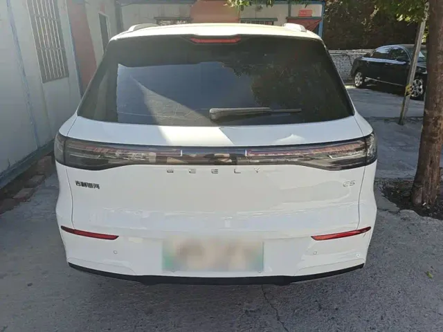 Geely Galaxy E5 — Фото автомобиля 5