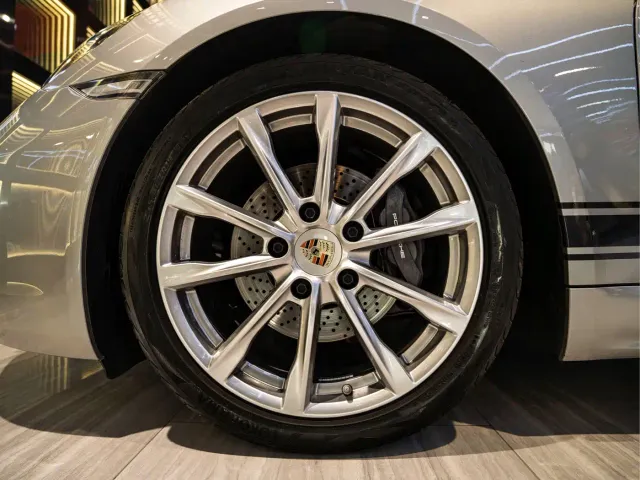 Porsche 718 — Фото автомобиля 10