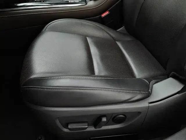 Mazda CX-30 — Фото автомобиля 20