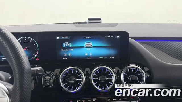 Mercedes-Benz GLA-Class — Фото автомобиля 16