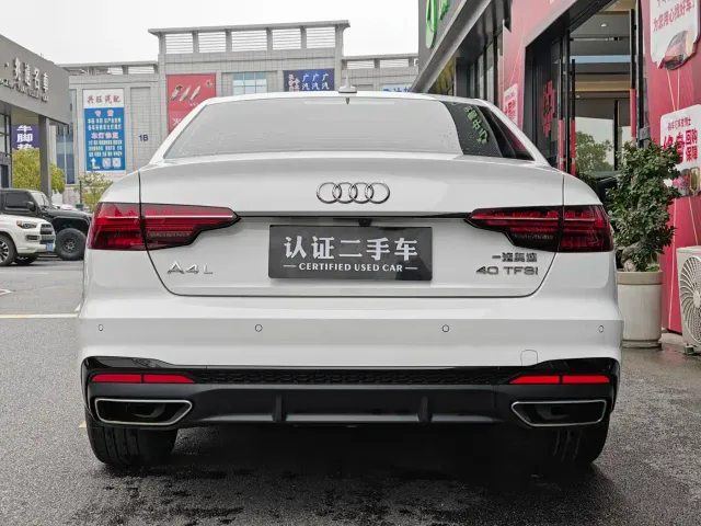 Audi A4L — Фото автомобиля 8