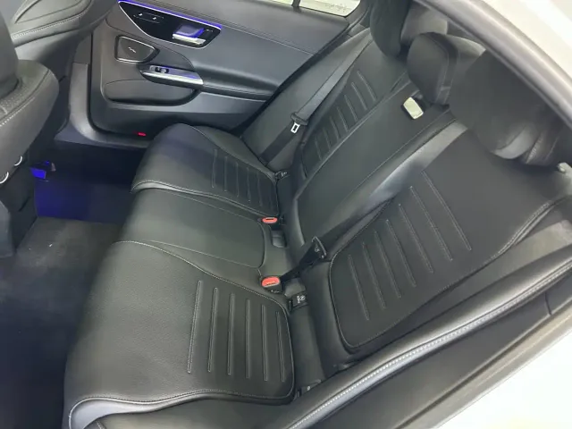 Mercedes-Benz C-Class — Фото автомобиля 16