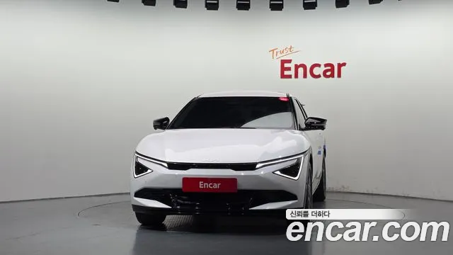 Kia EV6 — Фото автомобиля 3