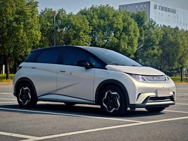 BYD Dolphin — Фото автомобиля 3