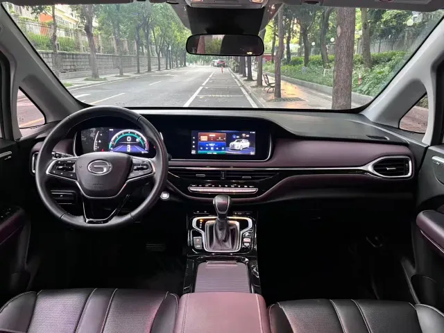 GAC Trumpchi M6 — Фото автомобиля 11