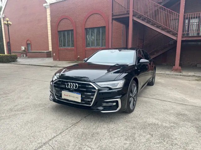 Фотография автомобиля — Audi A6L