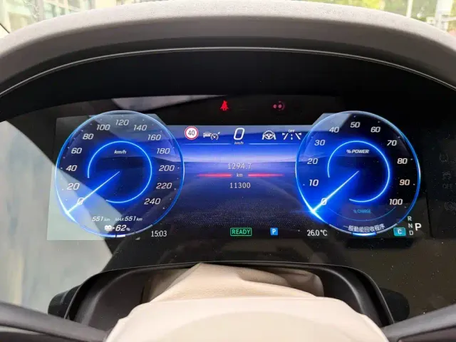 Mercedes-Benz EQS — Фото автомобиля 11