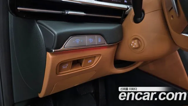 Genesis GV80 — Фото автомобиля 25