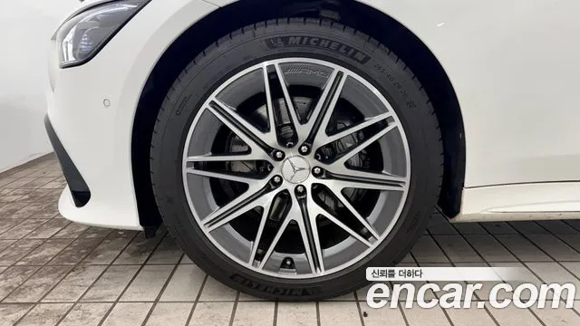 Mercedes-Benz AMG GT 4 двери 43 4MATIC+ — Фото автомобиля 5