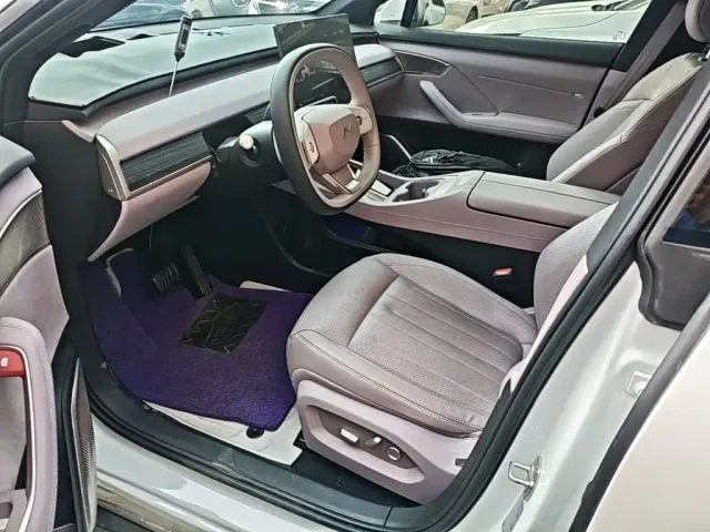 Ledao Ledao L60 2024 60kWh Rear-Wheel Drive — Фото автомобиля 14