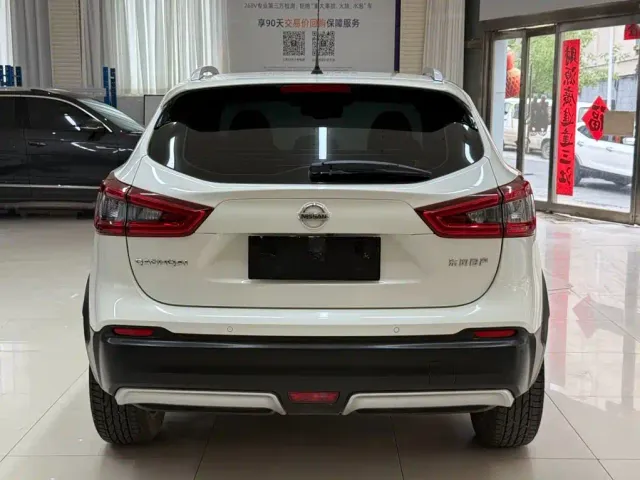 Nissan Qashqai — Фото автомобиля 5