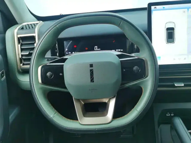 iCAR 03 — Фото автомобиля 15