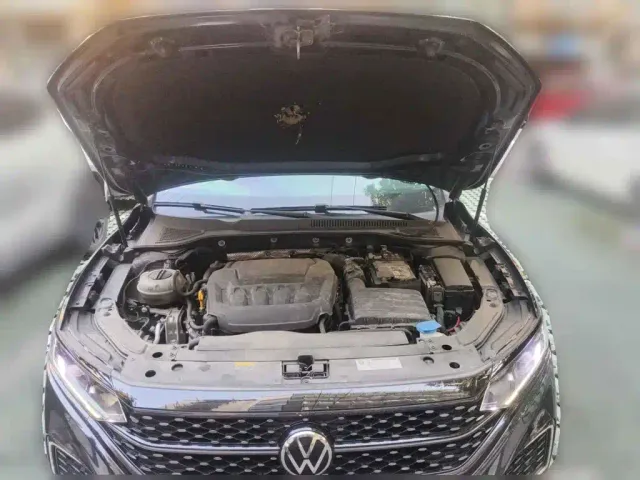 Volkswagen Passat — Фото автомобиля 3