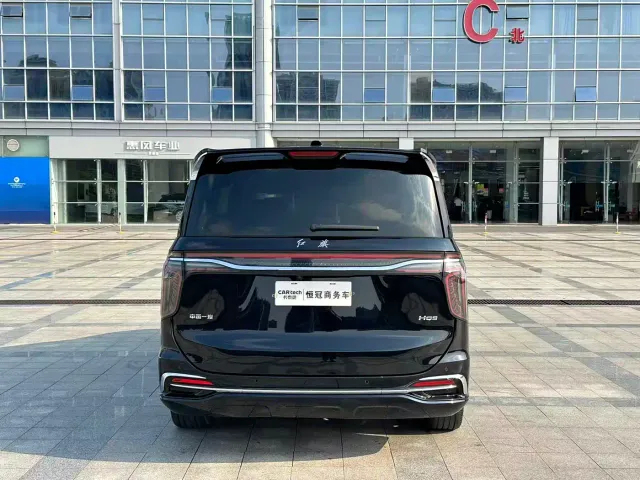 Hongqi HQ9 — Фото автомобиля 6