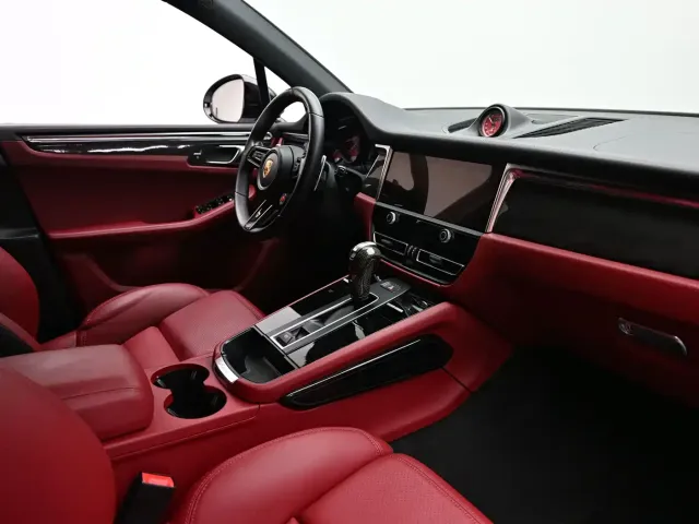 Porsche Macan — Фото автомобиля 13