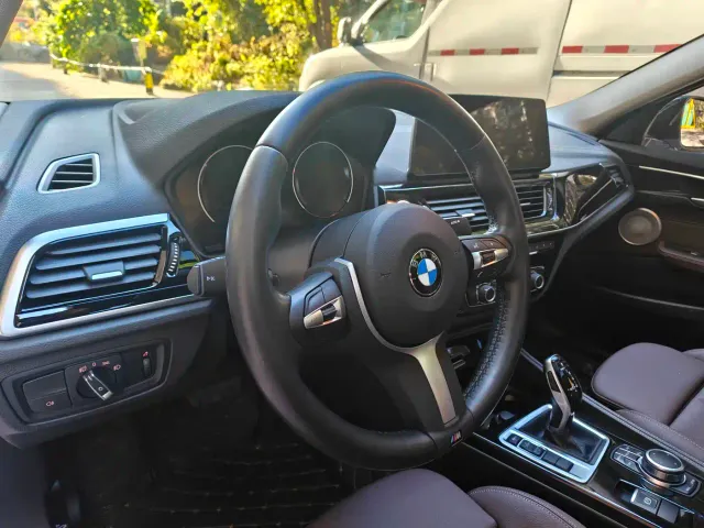 BMW 1 Series — Фото автомобиля 11