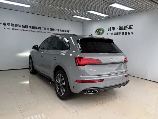 Audi Q5L — Фото автомобиля 6