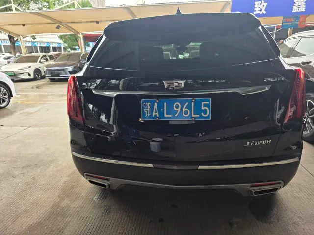 Cadillac XT5 — Фото автомобиля 16