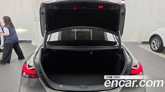 Mercedes-Benz E-Class W213 — Фото автомобиля 20