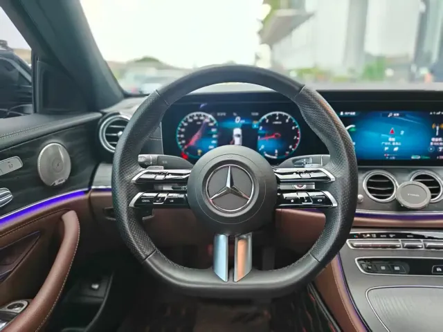 Mercedes-Benz Mercedes-Benz E-Class 2023 E 300 L Sport Luxury — Фото автомобиля 9