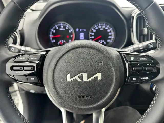 Kia KX1 — Фото автомобиля 12