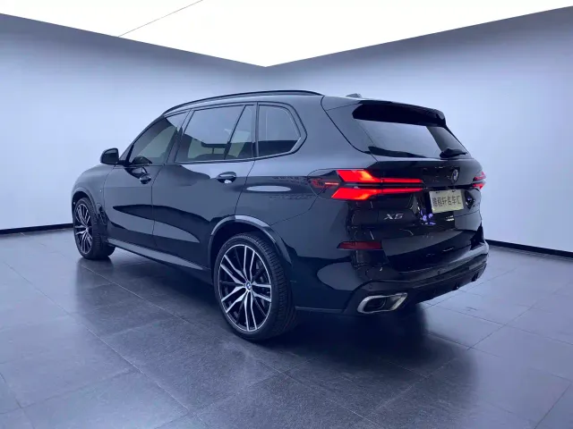 BMW X5 — Фото автомобиля 6