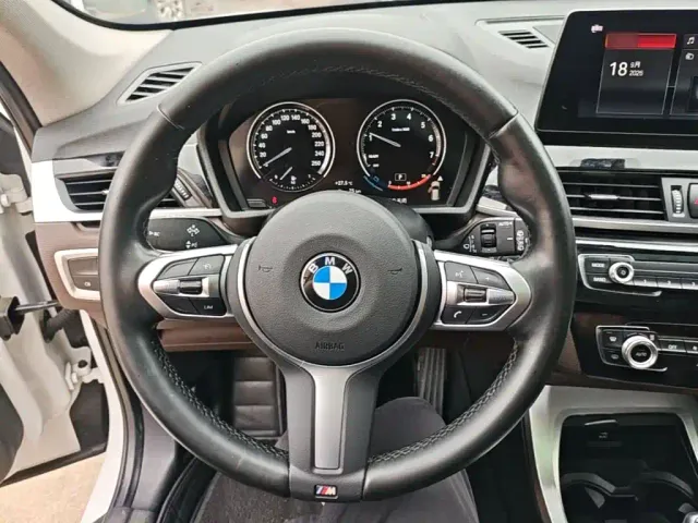 BMW X1 — Фото автомобиля 10