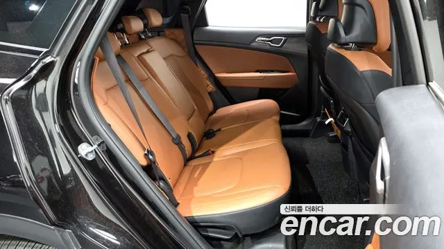 Kia Sportage Sportage 5-е поколение Бензин 1.6 Turbo 4WD — Фото автомобиля 12