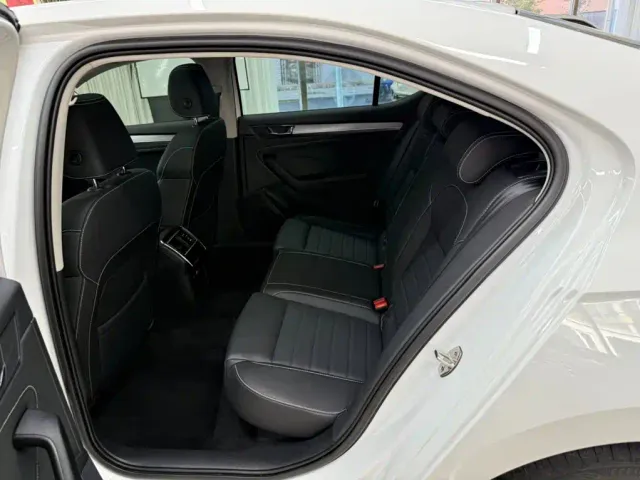 Skoda Superb — Фото автомобиля 18