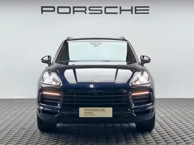 Porsche Cayenne — Фото автомобиля 2