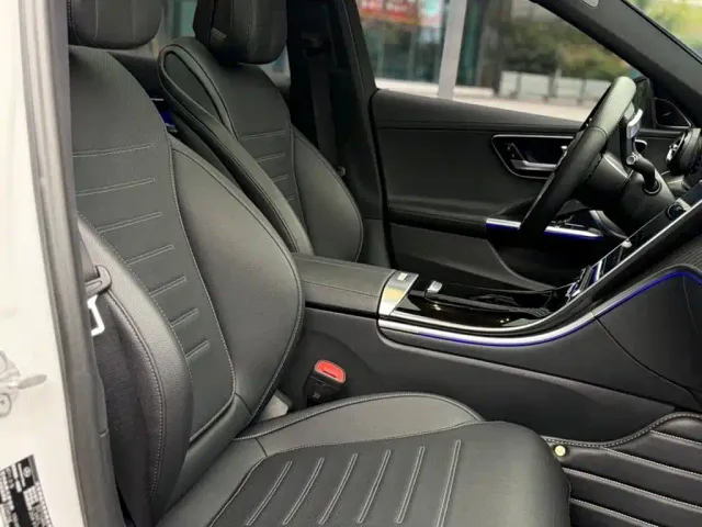 Mercedes-Benz C-Class — Фото автомобиля 5