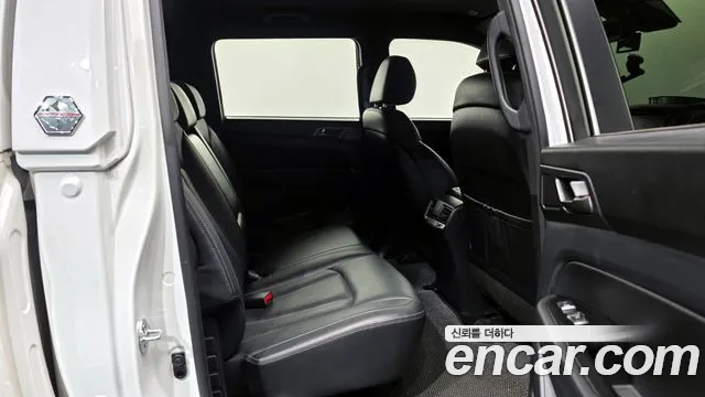 KG_Mobility_Ssangyong Rexton Новый Rexton Sport Khan Дизель 2.2 4WD — Фото автомобиля 12
