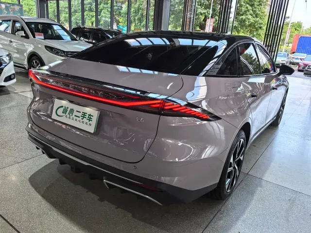 Geely Galaxy L6 — Фото автомобиля 4