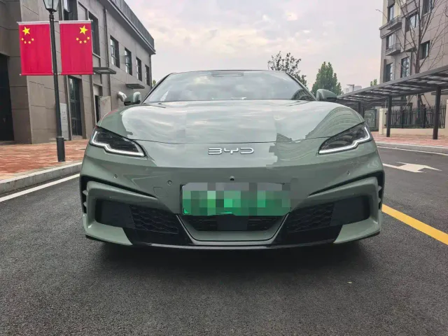 BYD Seal 06 GT — Фото автомобиля 2