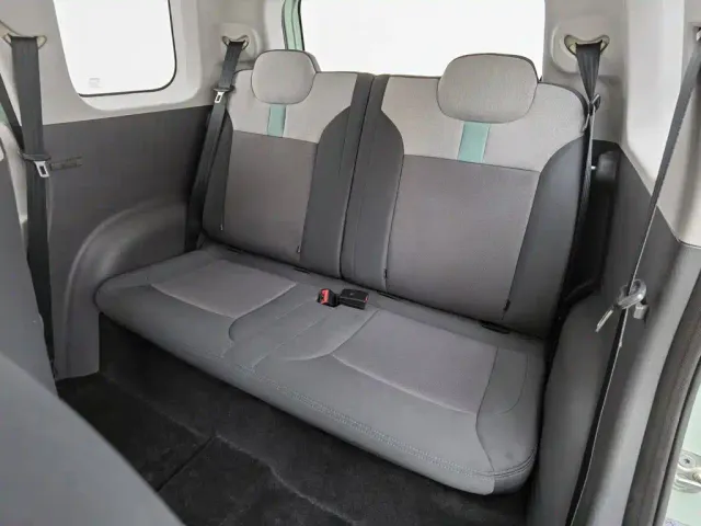 Changan Lumin — Фото автомобиля 15