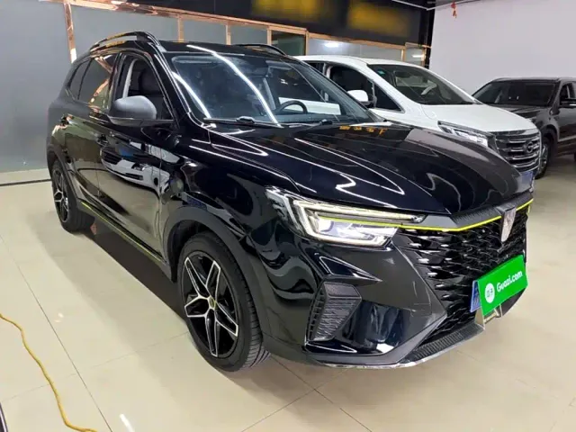 Roewe RX5 — Фото автомобиля 3
