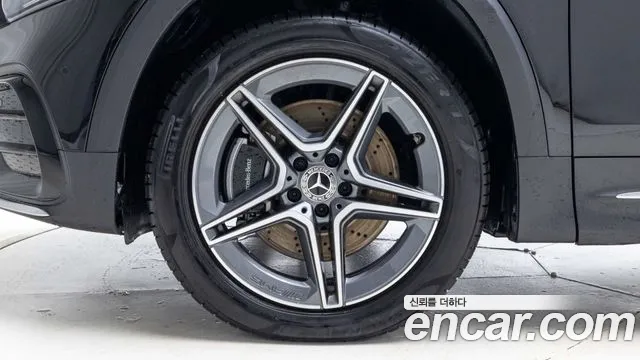 Mercedes-Benz GLB-Class — Фото автомобиля 5