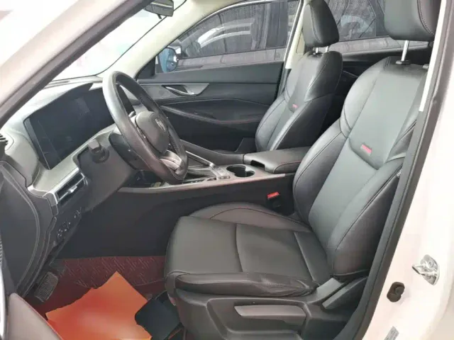 Changan CS35 Plus — Фото автомобиля 10