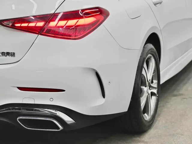Mercedes-Benz C-Class — Фото автомобиля 8
