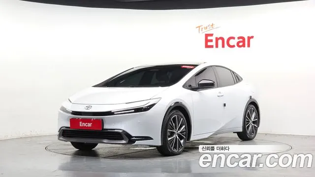 Toyota Prius — Фото автомобиля 11
