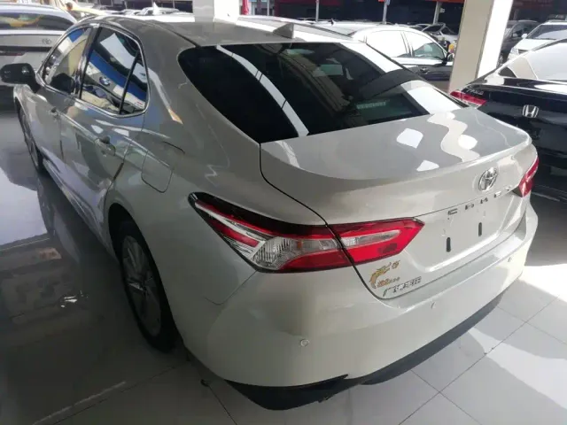 Toyota Camry — Фото автомобиля 22