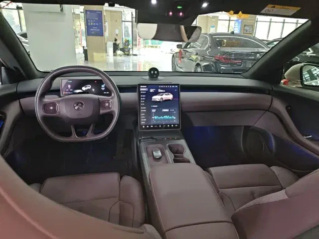 Nio ET5 Touring — Фото автомобиля 9