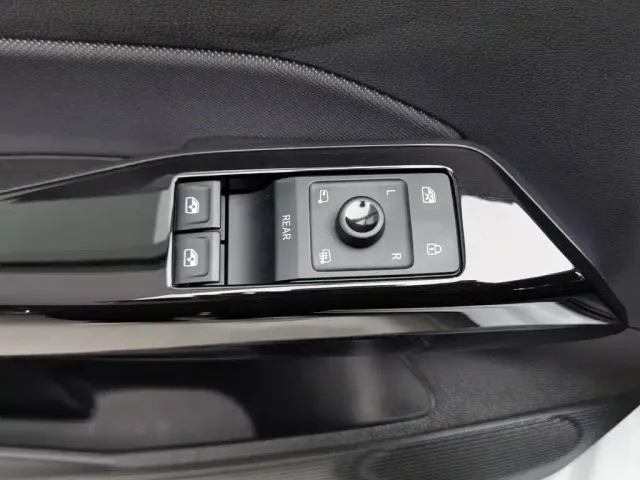 Volkswagen ID.3 — Фото автомобиля 9