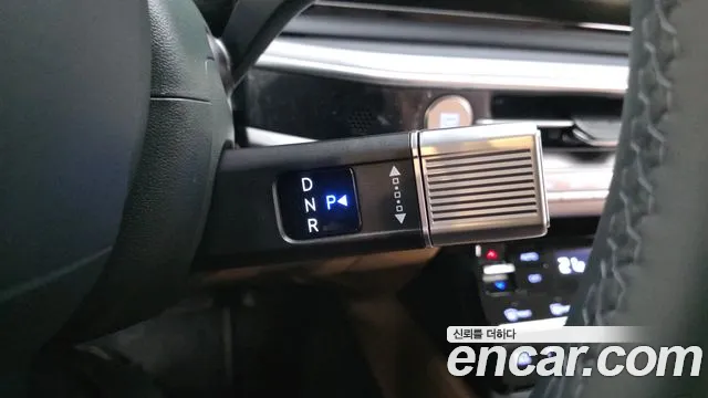 Hyundai Grandeur GN7 — Фото автомобиля 12