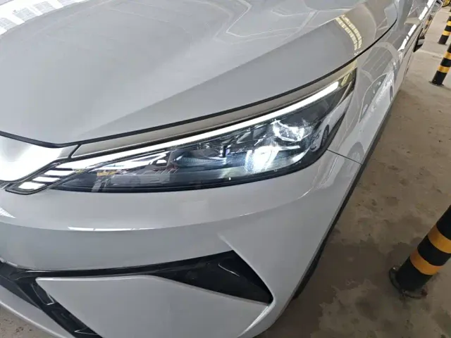 BYD Yuan PLUS — Фото автомобиля 23