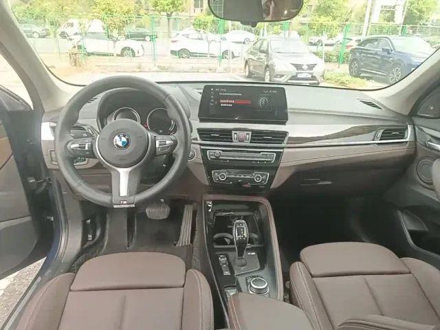 BMW X1 — Фото автомобиля 9